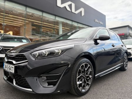 2024 Kia Ceed - thumbnail 1