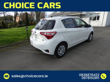 2018 Toyota Yaris - thumbnail 5