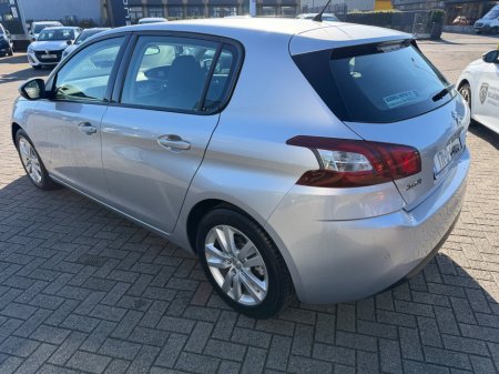 2017 Peugeot 308 - thumbnail 7