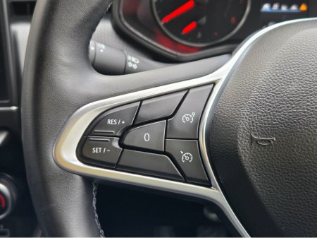 2023 Renault Clio - thumbnail 14