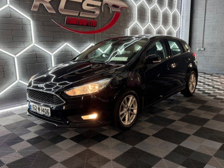 2016 Ford Focus - thumbnail 4