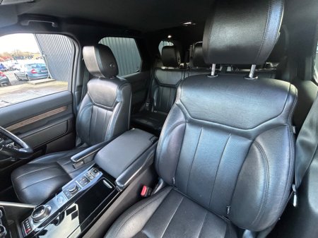 2019 Land Rover Discovery - thumbnail 13