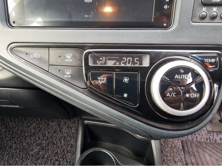 2017 Toyota Aqua - thumbnail 23