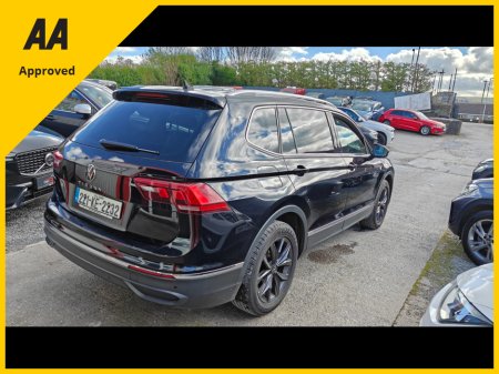 2022 Volkswagen Tiguan - thumbnail 11