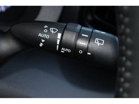 2023 Toyota Yaris Cross 1.5 Hybrid CVT Luna Sport €28,950 thumbnail