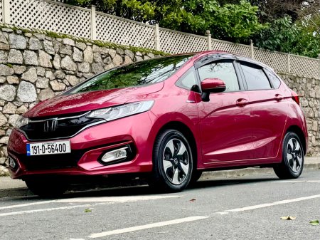 2019 Honda Fit HYBRID!!HIGH SPEC!!ONLY 18K MLS!! €14,900 thumbnail