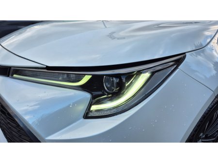 2019 Toyota Corolla HYBRID LUNA SPORT HB 4DR €18,950 thumbnail