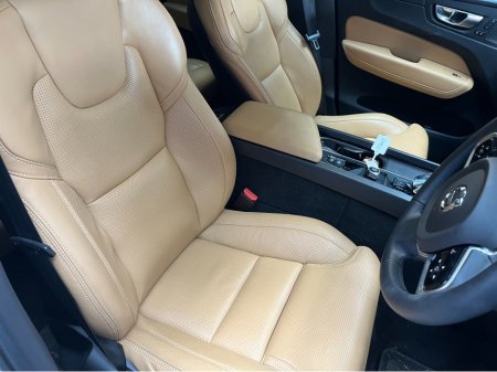 2023 Volvo XC60 €47950 2023 VOLVO XC46 RECHARGE PRECHARGE ULTIMATE T6 AWD PLUG 2.0 AUTOMATIC / CRUISE CONTROL / 360° CAMERA / ELECTRIC MEMORY & HEATED SEATS / PANORAMIC SUNROOF / APPLE CARPLAY / HEATED REAR SEATS €47,950 thumbnail