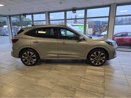 2025 Ford Kuga ST-LINE X PHEV PAN ROOF €42,900