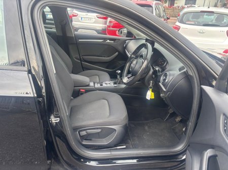 2017 Audi A3 - thumbnail 4