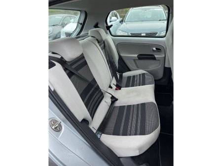 2015 SEAT Mii 1.0 75hp SE 5D €6,000 thumbnail