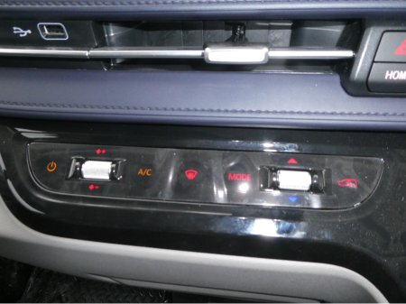 2026 Maxus Deliver 9 BOXBODY WITH TAIL LIFT BUILD OPTIONS AVAILABLE thumbnail