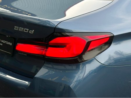 2023 BMW 5 Series M SPORT MHEV AUTO 520 D thumbnail