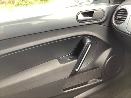 2015 Volkswagen Beetle DESIGN 1.2 TSI MANUAL 6SPEED FWD BLUEMOTION 105 3DR €10,950