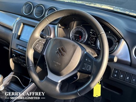 2022 Suzuki Vitara SZT 1.4 Petrol Hybrid Manual - 6 Years Manufacturer Warranty €22,450 thumbnail