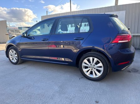 2017 Volkswagen Golf - thumbnail 2