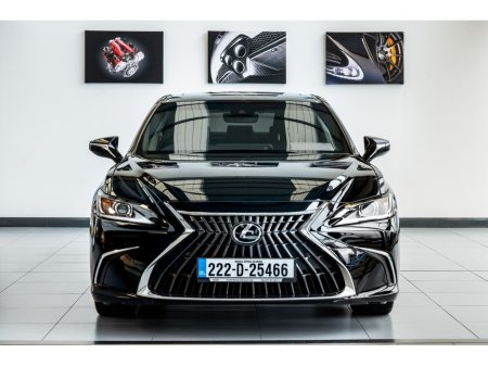 2022 Lexus ES 300 H ES Premuim Edition €39,899 thumbnail