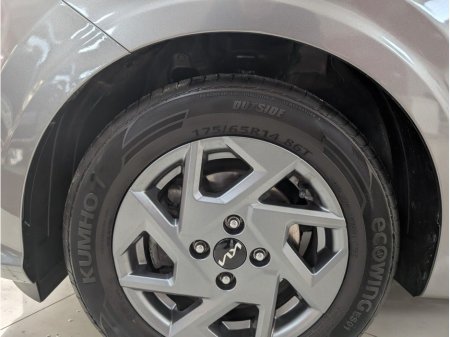 2025 Kia Picanto - thumbnail 11