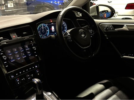 2020 Volkswagen Golf E 136 BHP AUTO E-GOLF €13,950 thumbnail