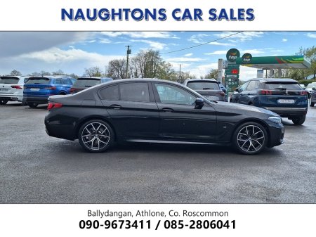 2023 BMW 5 Series - thumbnail 3