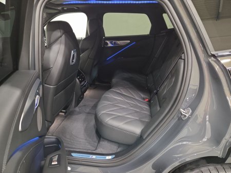 2026 BMW XM - thumbnail 11