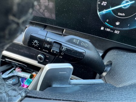 2023 Kia Sportage - thumbnail 15