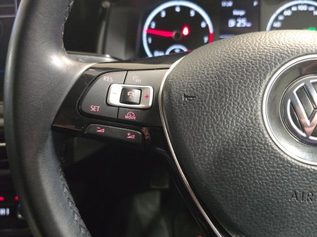 2018 Volkswagen Polo - thumbnail 19