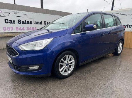 2016 Ford Grand C-Max 1.5 TDCI ZETEC 120 120PS 5DR €8,999 thumbnail