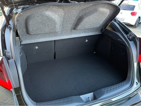 2023 Toyota C-HR SOL HYBRID AUTOMATIC 1.8 PETROL //LOW MILES//HIGH SPEC//HALF LEATHER HEATED SEATS//360 PARKING CAMERAS//KEYLESS ENTRY// €29,950 thumbnail