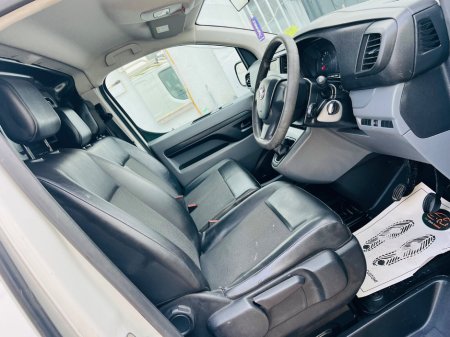 2017 Toyota Proace - thumbnail 8