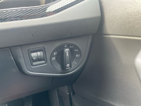 2025 Volkswagen Polo POLO EDITION 75 1.0TSI 95HP D7F €25,975 thumbnail