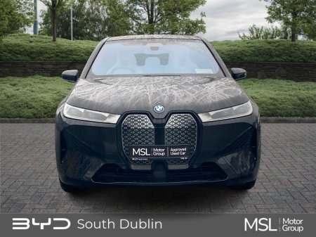 2022 BMW iX - thumbnail 8