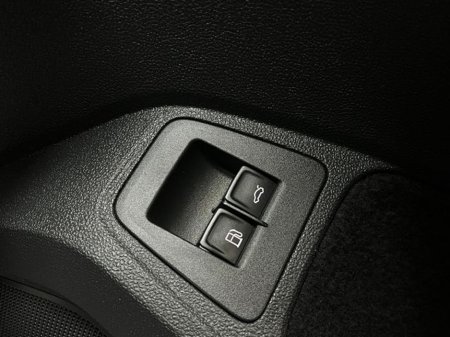 2023 Volkswagen Tiguan - thumbnail 22