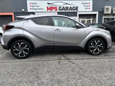 2022 Toyota C-HR 1.8 HYBRID SPORT BITONE €22,950 thumbnail