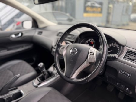 2018 Nissan Pulsar - thumbnail 9