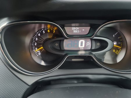 2015 Renault Captur 1.2 Petrol Automatic - 6 Month Warranty  (7526) €10,995 thumbnail