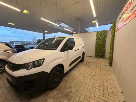 2020 Peugeot Partner PROFESSIONAL L1 BHDI thumbnail