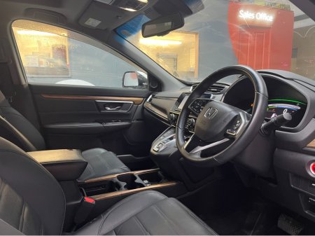 2019 Honda CR-V €27950 2019 HONDA CR-V HYBRID MASTERPIECE 2.0 AUTOMATIC / CRUISE CONTROL / REVERSE CAMERA / ELECTRIC MEMORY & HEATED SEATS / €27,950 thumbnail