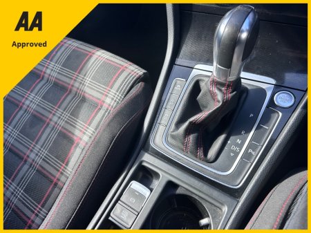 2015 Volkswagen Golf - thumbnail 17