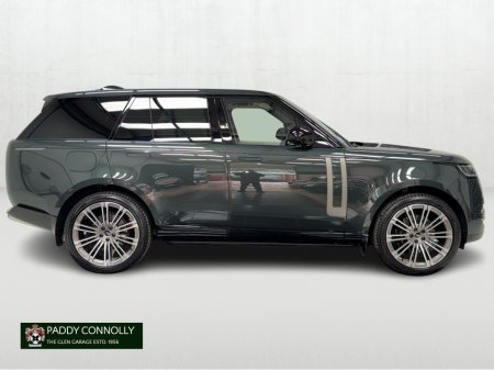 2025 Land Rover Range Rover P460e Dynamic SE €159,750