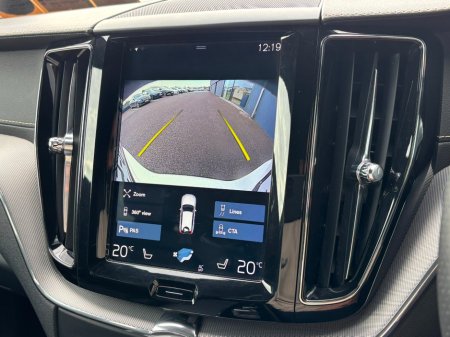 2018 Volvo XC60 T8 R-Design Pro AWD 320BHP €26,995 thumbnail