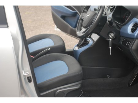 2018 Hyundai i10 - thumbnail 12