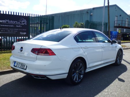2021 Volkswagen Passat 2.0 TDI 150 BHP R LINE 4DR // ONE PREVIOUS OWNER // IRISH CAR // DOCUMENTED SERVICE HISTORY // REVERSE CAMERA, UPGRADED ALLOY WHEELS AND LEATHER SEATS €26,950