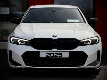 2025 BMW 3 Series - thumbnail 2