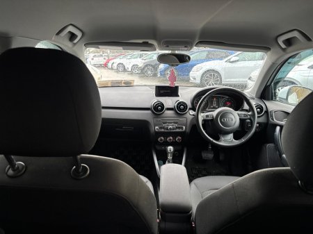 2014 Audi A1 - thumbnail 6