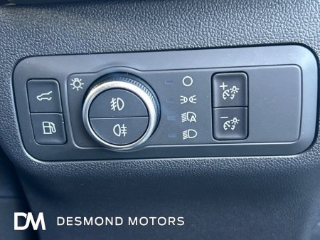 2025 Ford Kuga ACTIVE PHEV CVT €39,500 thumbnail