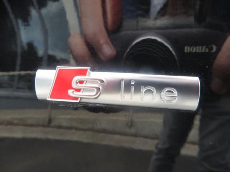 2018 Audi A3 1.4 TFSi S-Line Auto / Low Kilometers / €22,950 thumbnail