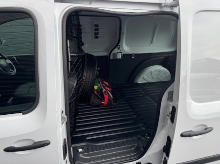 2020 Renault Kangoo - thumbnail 14