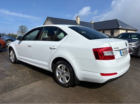 2016 Skoda Octavia - photo 2