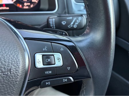 2018 Volkswagen Golf 1.2i TSI Petrol Automatic Comfortline €17,500 thumbnail